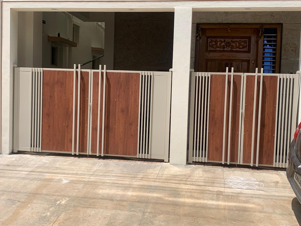 Gate